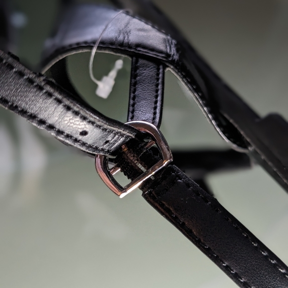 DKNY solar sandals, NWOT size 9 - Picture 7 of 16